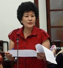 Ninh Thị Hồng, une femme dévouée à la défense des droits d’enfants - ảnh 1